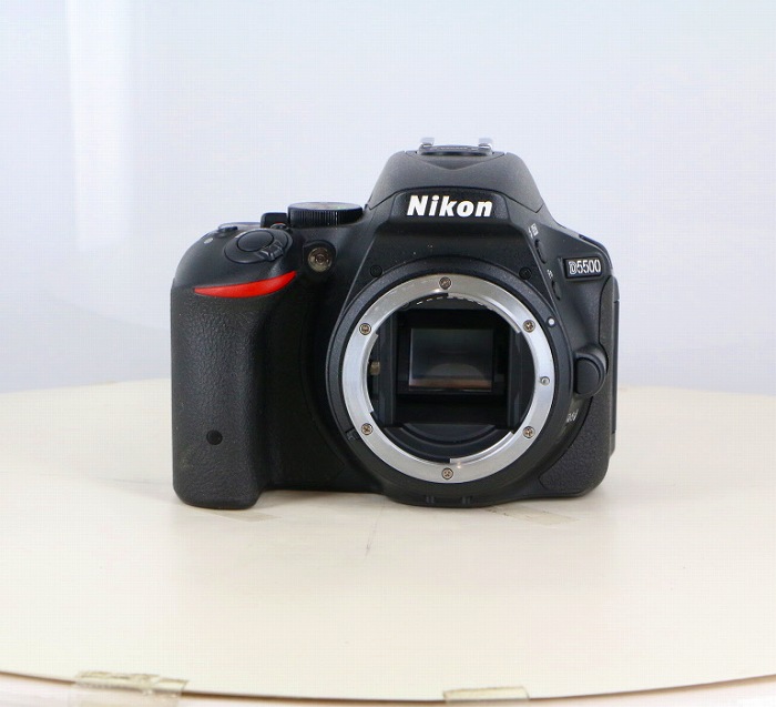 �y���Áz(�j�R��) Nikon D5500 �{�f�B �u���b�N