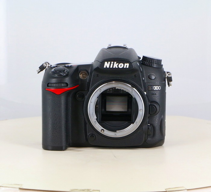 �y���Áz(�j�R��) Nikon D7000 �{�f�B