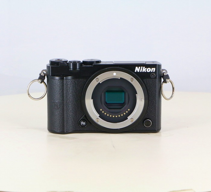 �y���Áz(�j�R��) Nikon 1 J5 �{�f�B �u���b�N