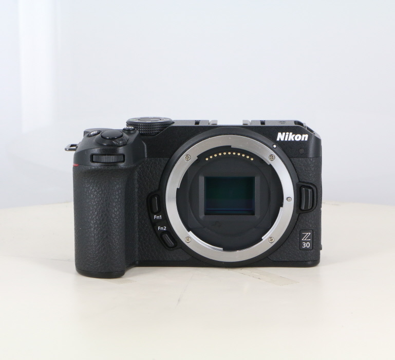 �y���Áz(�j�R��) Nikon Z 30 �{�f�B