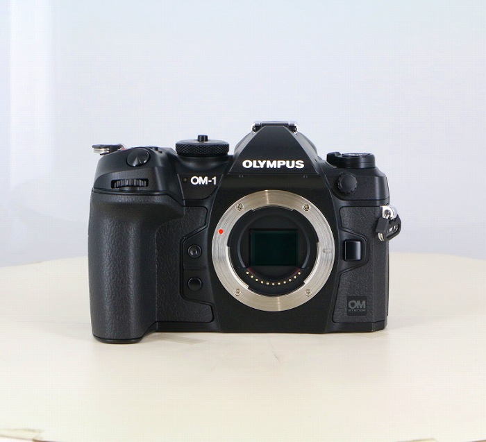 �y���Áz(�I�[�G���V�X�e��) OM SYSTEM OM-1 �{�f�B