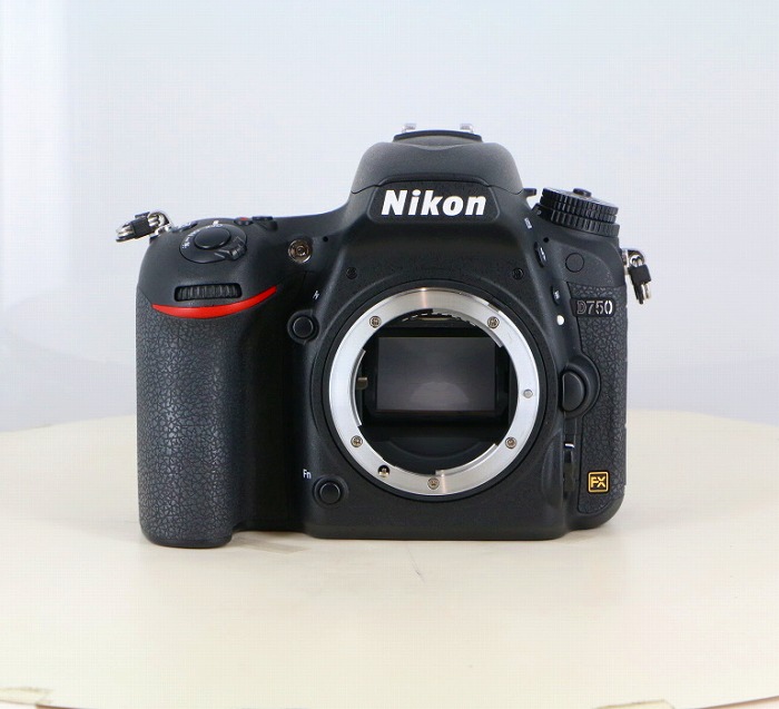 �y���Áz(�j�R��) Nikon D750 �{�f�B