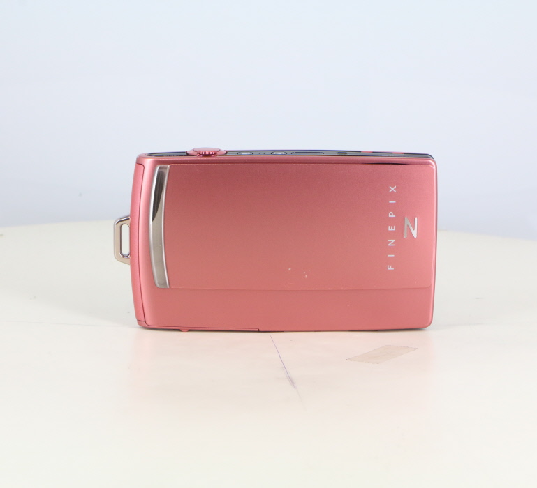 フジフイルム(FUJIFILM) FinePix Z1100EXR ピンクの買取価格｜ナニワ