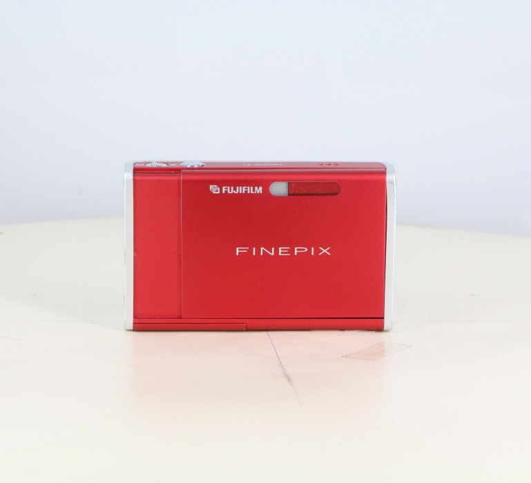 フジフイルム(FUJIFILM) FinePix Z1 レッドの買取価格｜ナニワグループ