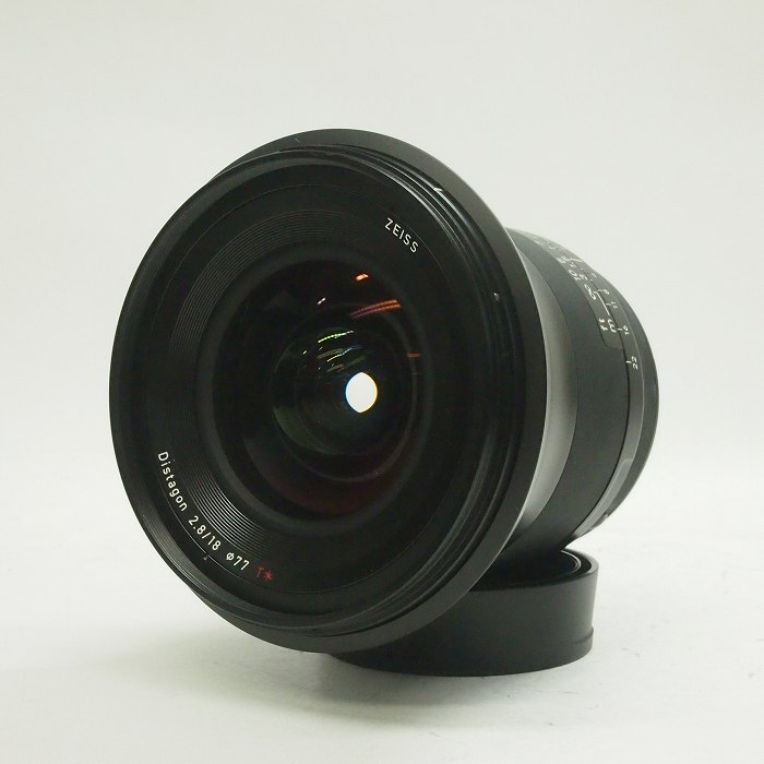 �y���Áz(�R�V�i) Cosina ZEISS Milvus 18/2.8 ZF.2[�j�R���p]