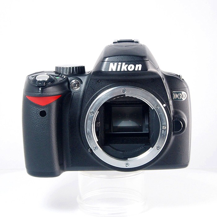 yÁz(jR) Nikon D60 {fC