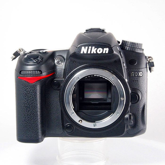 yÁz(jR) Nikon D7000