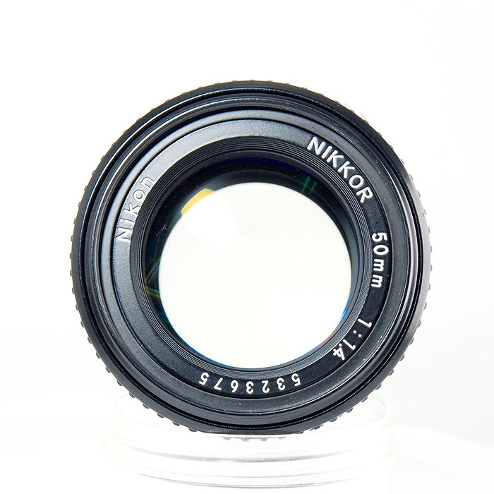 yÁz(jR) Nikon Ai-S 50/1.4