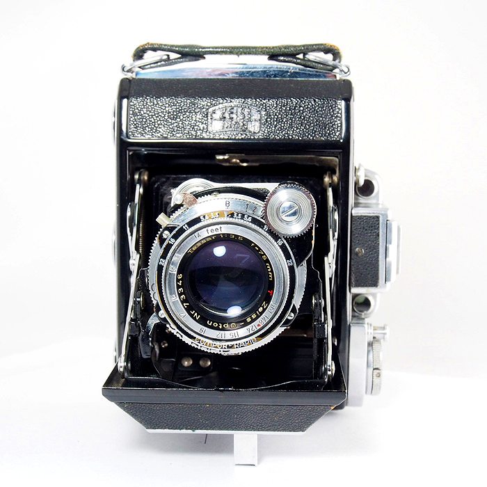 �y���Áz(�J�[���c�A�C�X) Carl Zeiss SUPER IKONTA 531 75/3.5