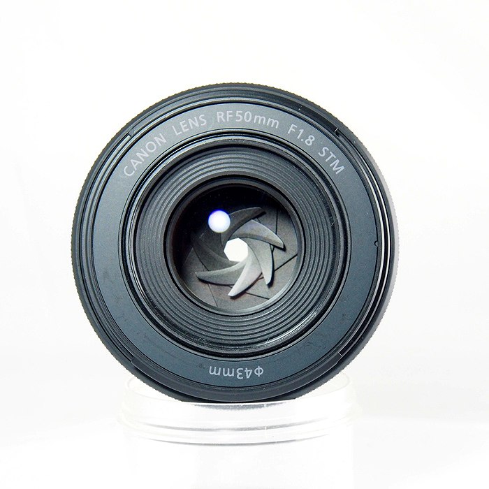 キヤノン RF50mm F1.8 STM