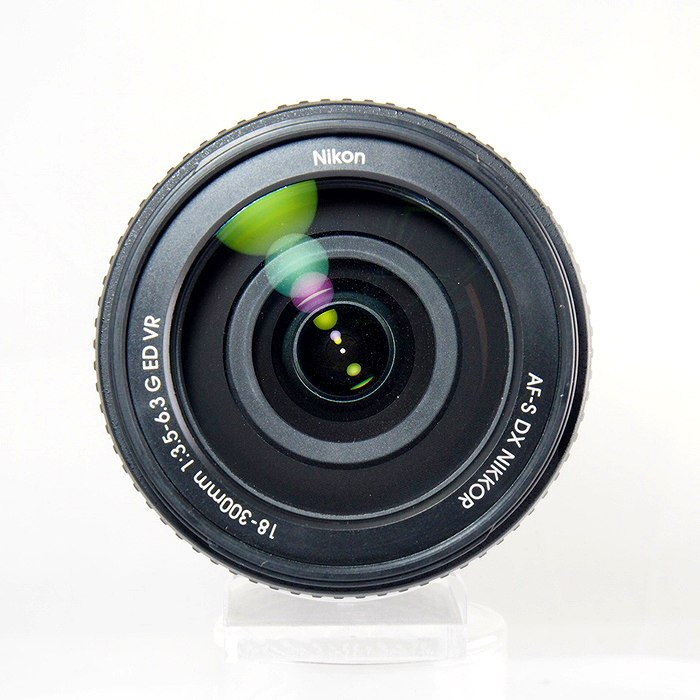 �y���Áz(�j�R��) Nikon AF-S DX 18-300/3.5-6.3G ED VR