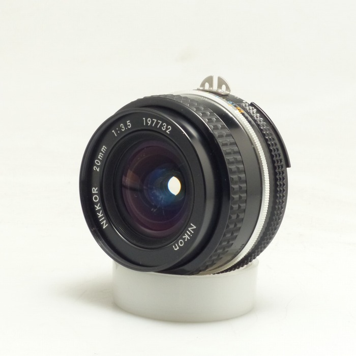 yÁz(jR) Nikon AI NIKKOR 20/3.5