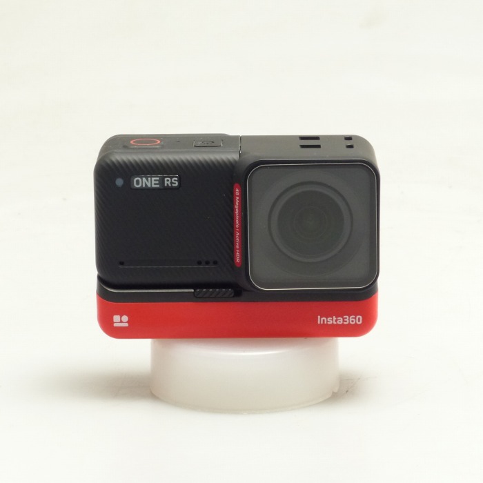 yÁzInsta360 ONE RS cC