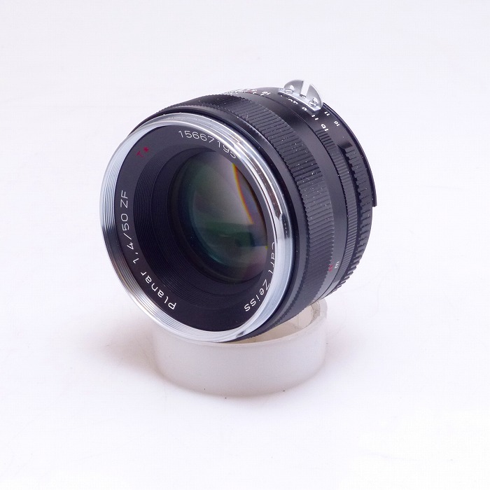 yÁz(RVi) Cosina Planar50/1.4ZF(jRAi)