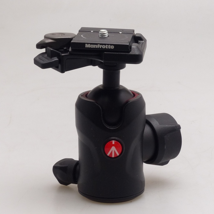 �y���Áz(�}���t���b�g) Manfrotto MH496-BH �Z���^�[�{�[���_��