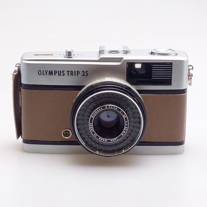 激レア未使用品】OLYMPUS VG-140 シルバー デジカメ 新着！おすすめ