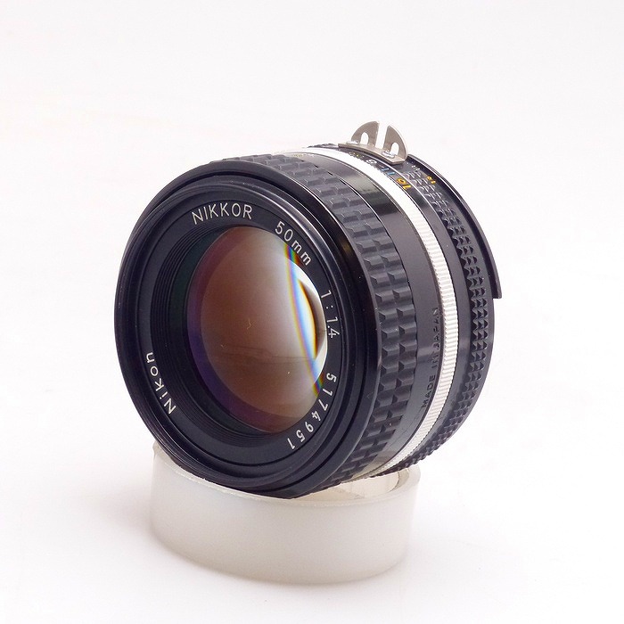 yÁz(jR) Nikon AI 50/1.4S