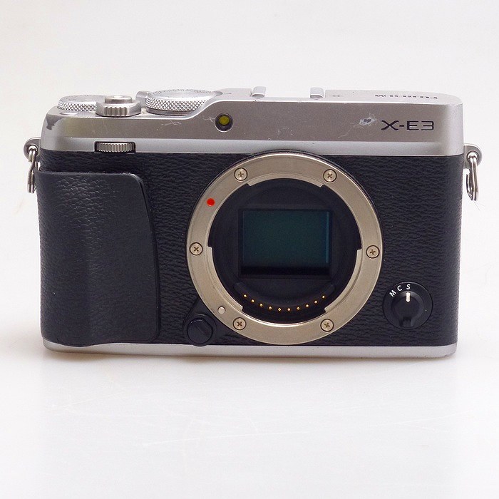 【中古】(フジフイルム) FUJIFILM X-E3 シルバー