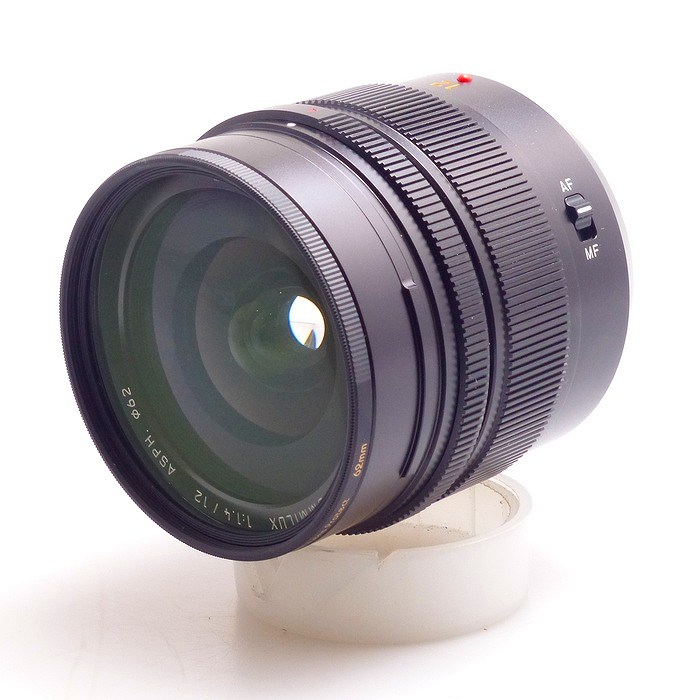 yÁz(pi\jbN) Panasonic DG SUMMILUX 12/F1.4 ASPH. H-X012