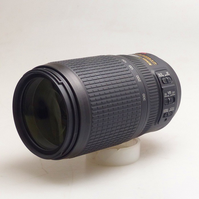 �y���Áz(�j�R��) Nikon AF-S VR 70-300/4.5-5.6G IF-ED