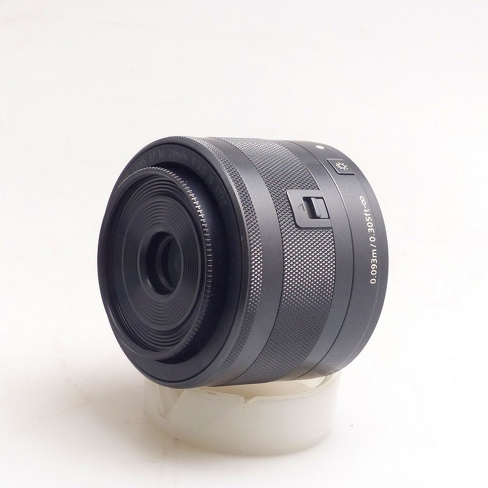�y���Áz(�L���m��) Canon EF-M28/F3.5 �}�N�� IS STM