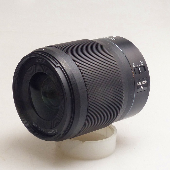 �y���Áz(�j�R��) Nikon Z 35/F1.8 S