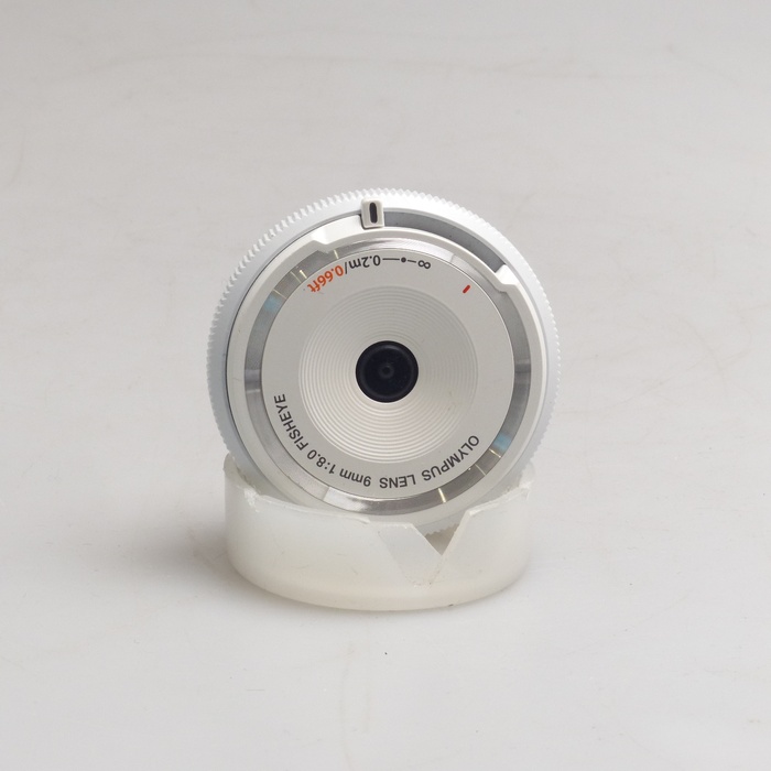 【中古】(オリンパス) OLYMPUS 9/8 FISHEYE ホワイト BCL-0980