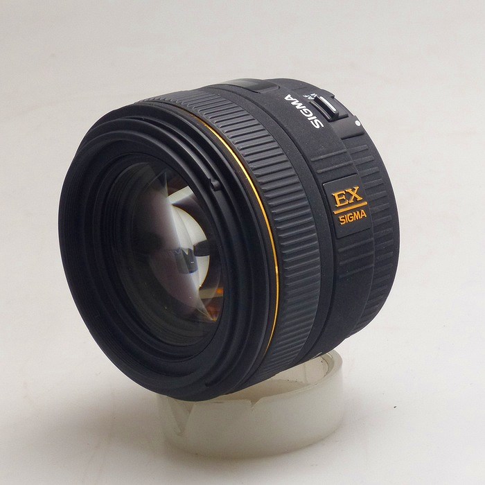 �y���Áz(�V�O�}) SIGMA 30/F1.4 DC HSM �L���m��EF�}�E���g