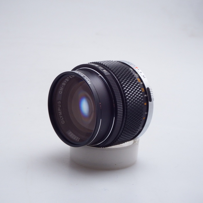 �y���Áz(�I�����p�X) OLYMPUS F.ZUIKO AUTO-T 85/2