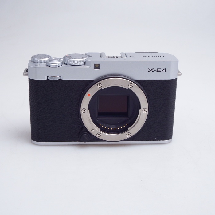 �y���Áz(�t�W�t�C����) FUJIFILM X-E4 �V���o�[