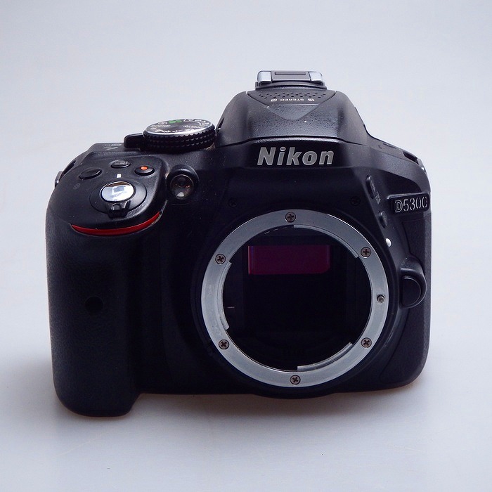 �y���Áz(�j�R��) Nikon D5300 �{�f�C �u���c�N