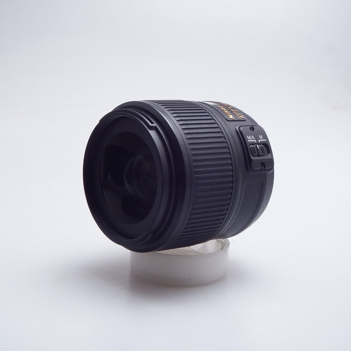 �y���Áz(�j�R��) Nikon AF-S 35/1.8G ED