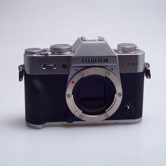 【中古】(フジフイルム) FUJIFILM X-T30 シルバー