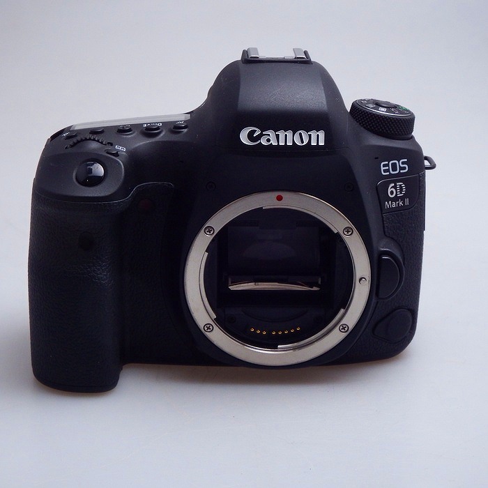 �y���Áz(�L���m��) Canon EOS 6D MARKII �{�f�C