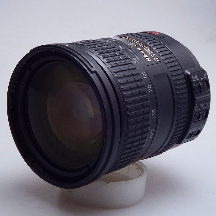 �y���Áz(�j�R��) Nikon AF-S DX VR 18-200/F3.5-5.6G IF-ED