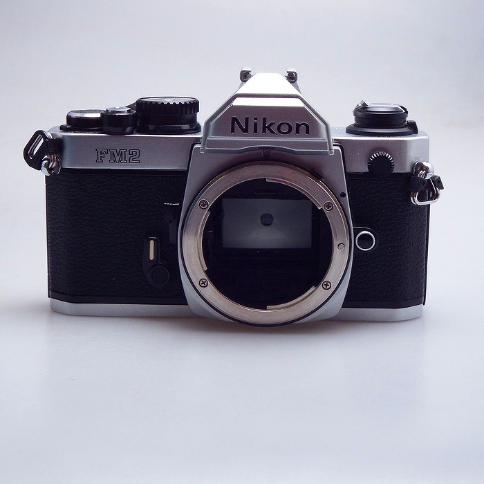 �y���Áz(�j�R��) Nikon New FM2 �V���o�[