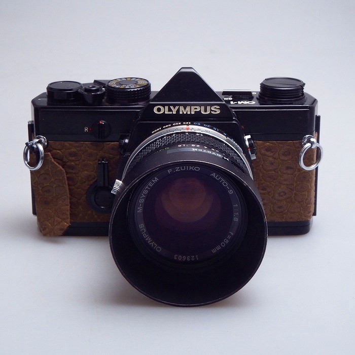 �y���Áz(�I�����p�X) OLYMPUS OM-1+�Y�C�R�[50/1.8(M�V�X�e��)