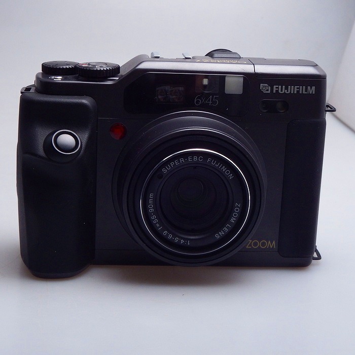 �y���Áz(�t�W�t�C����) FUJIFILM GA645Zi Professional Black