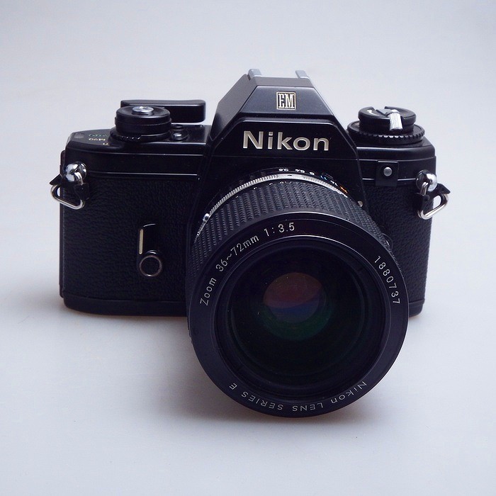 �y���Áz(�j�R��) Nikon EM �u���b�N + SERIES E 36-72/3.5