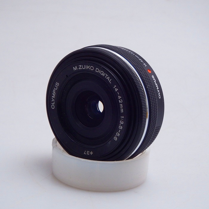 中古 OLYMPUS M.ZUIKO DIGITAL 14-42mm M.ZUIKO DIGITAL 14-42mm F3.5-5.6 II R [シルバー] 中古価格比較