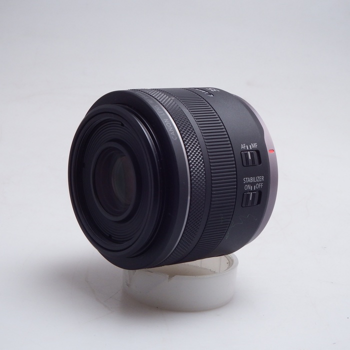 �y���Áz(�L���m��) Canon RF35/F1.8 �}�N�� IS STM