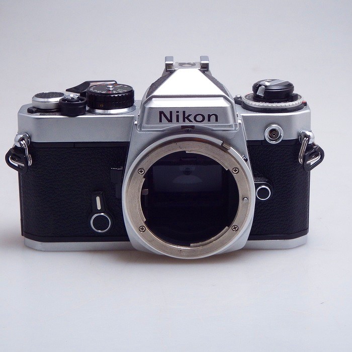 �y���Áz(�j�R��) Nikon FE �V���o�[