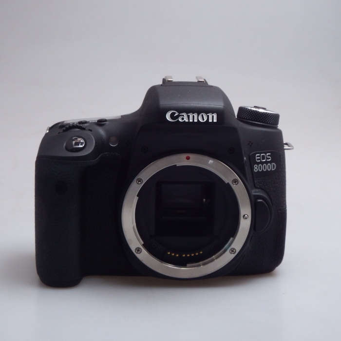 【中古】(キヤノン) Canon EOS 8000D