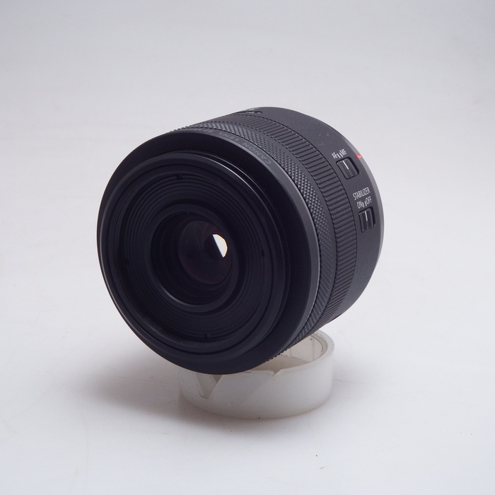 �y���Áz(�L���m��) Canon RF35/F1.8 �}�N�� IS STM