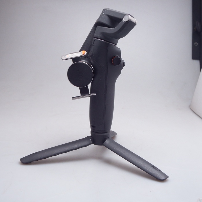 �y���Áz(DJI) DJI OSMO MOBILE 6 �X���[�g�O���[