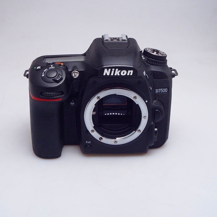 �y���Áz(�j�R��) Nikon D7500 �{�f�B