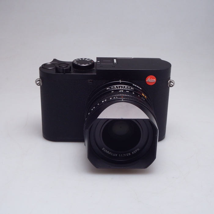 �y���Áz(���C�J) Leica Q2 19050