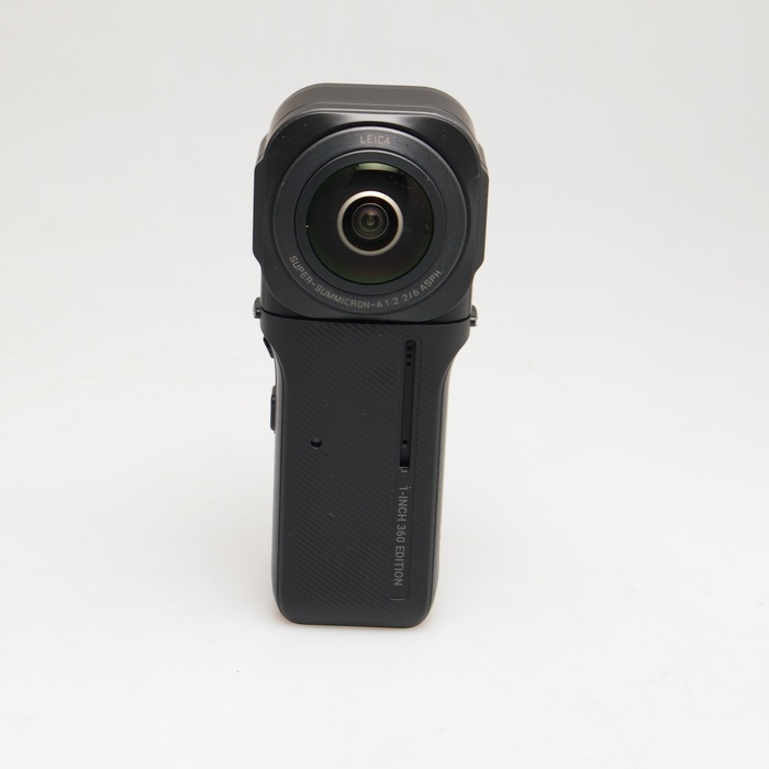 �y���ÁzInsta360 ONE RS