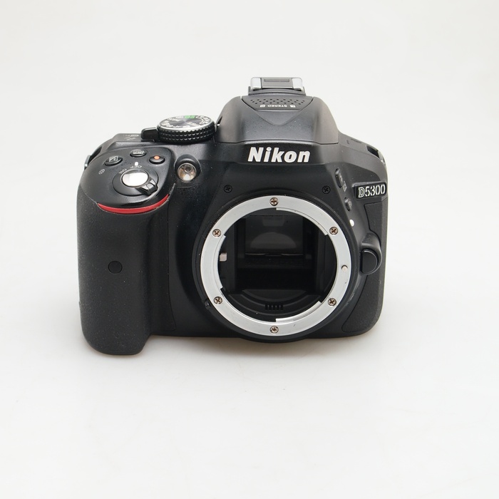 【中古】(ニコン) Nikon D5300 ボディ ブラック