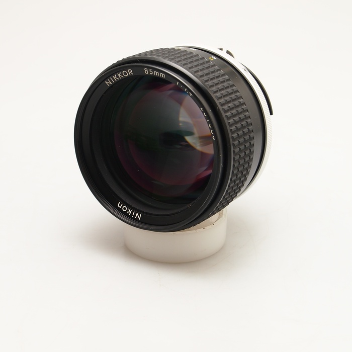 �y���Áz(�j�R��) Nikon Ai Nikkor 85/F1.4S